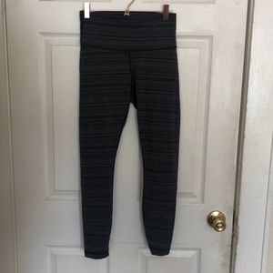 Lululemon Leggings - striped black & grey size 6